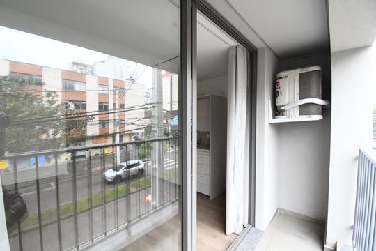 Sacada do Studio de kitnet/studio para alugar com 1 quarto, 30m² em São Francisco, Curitiba