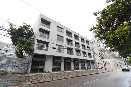 Fachada de kitnet/studio para alugar com 1 quarto, 30m² em São Francisco, Curitiba