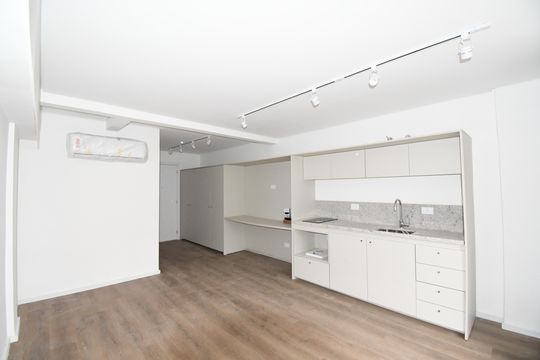 Kitnet/Studio para alugar com 1 quarto, 30m² em São Francisco, Curitiba