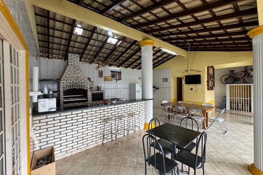 Área comum - Churrasqueira de casa à venda com 6 quartos, 440m² em Taguatinga, Brasília