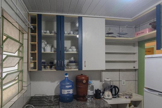 casa dois cozinha de casa à venda com 5 quartos, 120m² em Cavalhada, Porto Alegre