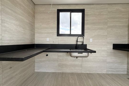 Cozinha e Área de Serviço de apartamento para alugar com 2 quartos, 58m² em Alípio de Melo, Belo Horizonte