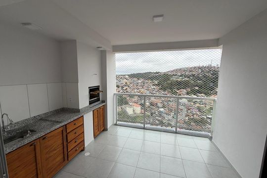 Área de serviço de apartamento para alugar com 3 quartos, 125m² em Jardim Santa Maria, Embu das Artes