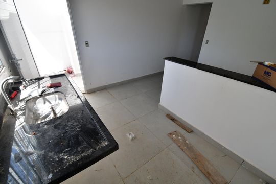 Cozinha de casa de condomínio para alugar com 2 quartos, 40m² em Taquaral, Campinas