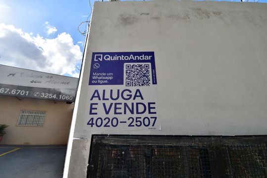 Placa de casa de condomínio para alugar com 2 quartos, 40m² em Taquaral, Campinas