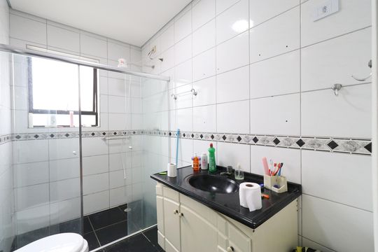Banheiro Social  de casa para alugar com 3 quartos, 130m² em Lapa, São Paulo