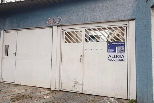 Fachada de casa para alugar com 1 quarto, 50m² em Vila Palmares, São Caetano do Sul