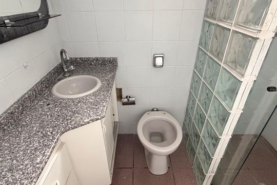 Banheiro de casa para alugar com 1 quarto, 50m² em Vila Palmares, São Caetano do Sul