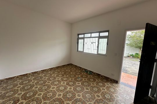 Casa para alugar com 2 quartos, 76m² em Jardim Independencia, São Vicente