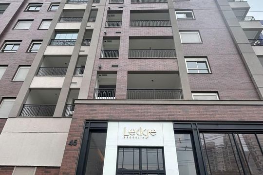Fachada de apartamento à venda com 2 quartos, 70m² em Brooklin, São Paulo