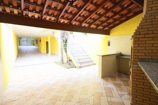 Churrasqueira de casa à venda com 3 quartos, 233m² em Jardim das Flores, Osasco