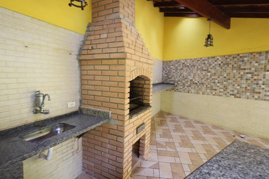 Churrasqueira de casa à venda com 3 quartos, 233m² em Jardim das Flores, Osasco