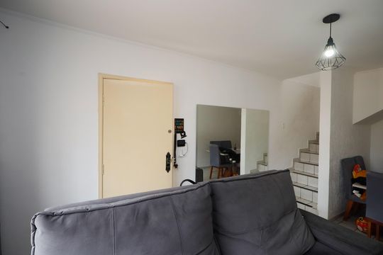 Sala de casa à venda com 4 quartos, 111m² em Vila Nova Carolina, São Paulo
