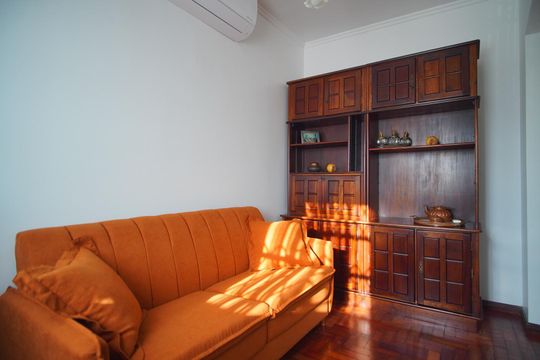 Hall de Entrada de casa para alugar com 4 quartos, 138m² em Vila Jardim, Porto Alegre