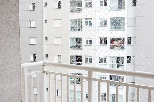 Sacada de apartamento para alugar com 2 quartos, 48m² em Padroeira, Osasco