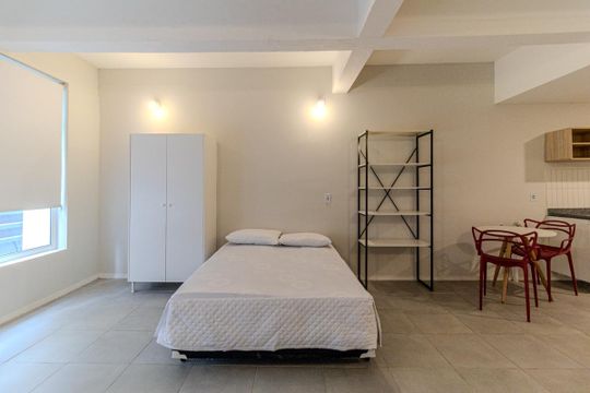 Studio de kitnet/studio para alugar com 1 quarto, 34m² em República, São Paulo