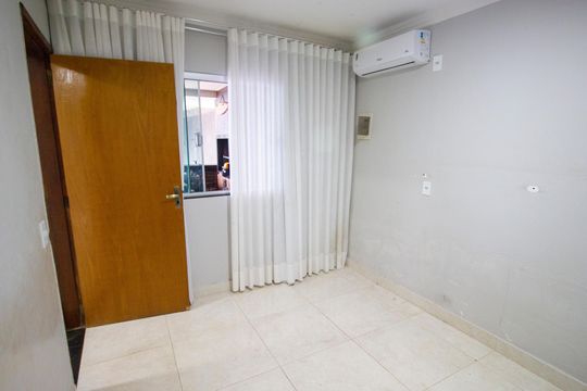 Casa de Condomínio para alugar com 2 quartos, 80m² em Setor Habitacional Vicente Pires, Brasília