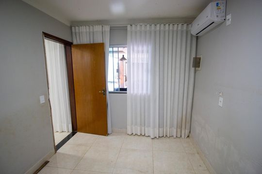 Quarto  de casa de condomínio para alugar com 2 quartos, 80m² em Setor Habitacional Vicente Pires, Brasília