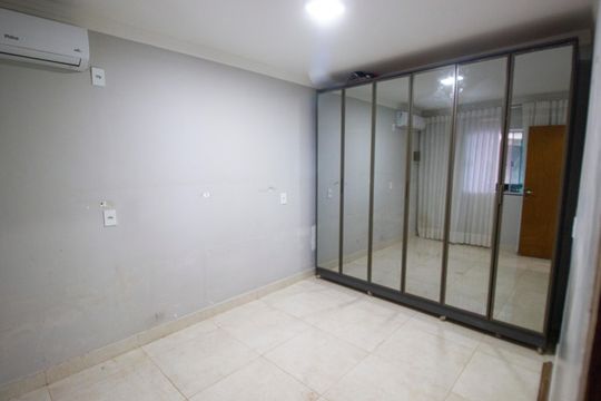 Quarto  de casa de condomínio para alugar com 2 quartos, 80m² em Setor Habitacional Vicente Pires, Brasília