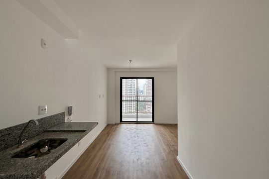 Cozinha  de kitnet/studio para alugar com 1 quarto, 25m² em Jardim das Acacias, São Paulo