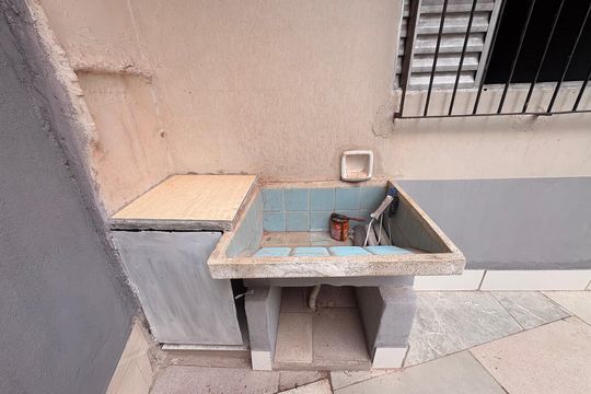 Quintal  de casa para alugar com 1 quarto, 60m² em Parque Oratório, Santo André