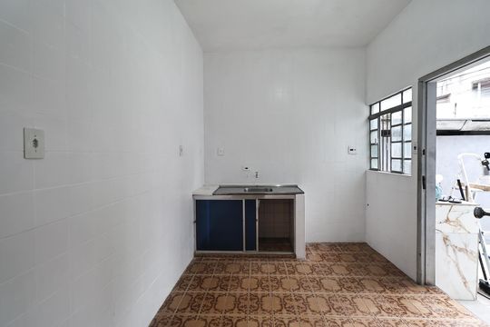 Cozinha  de casa para alugar com 1 quarto, 60m² em Parque Oratório, Santo André