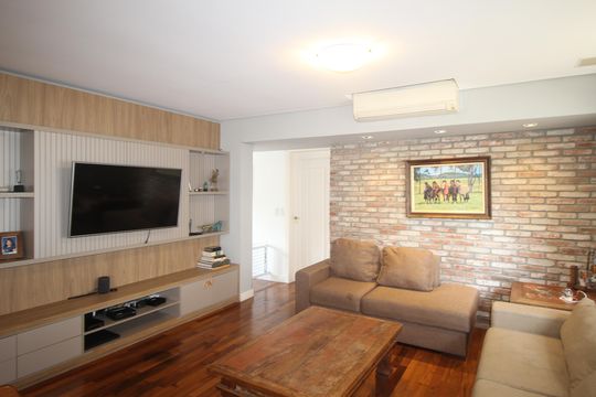 Sala de apartamento à venda com 3 quartos, 139m² em Auxiliadora, Porto Alegre
