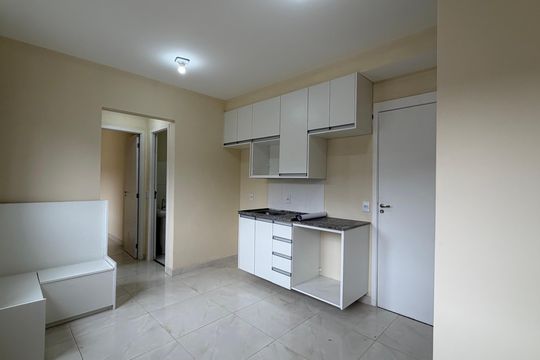 Apartamento para alugar com 2 quartos, 45m² em Vila Sul Americana, Carapicuíba