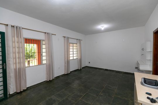 Casa de Condomínio para alugar com 5 quartos, 280m² em Loteamento Alphaville Campinas, Campinas