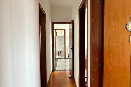 Corredor de apartamento à venda com 5 quartos, 186m² em Nova Suíça, Belo Horizonte