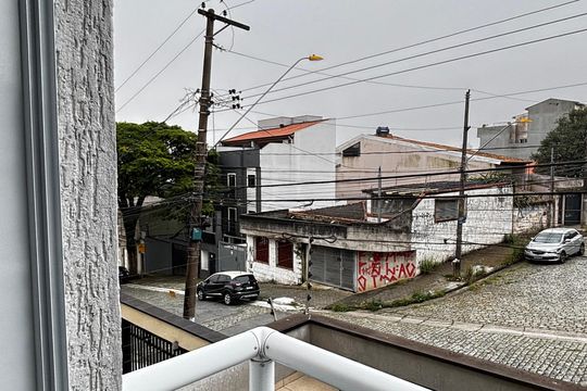 Quarto 1 Varanda de apartamento para alugar com 2 quartos, 43m² em Vila Linda, Santo André