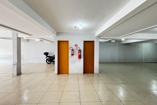 Garagem de apartamento para alugar com 2 quartos, 43m² em Vila Linda, Santo André