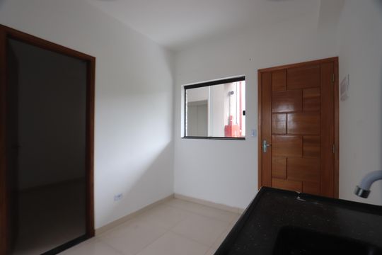 Sala e Cozinha de apartamento para alugar com 2 quartos, 55m² em Vila Alpina, São Paulo