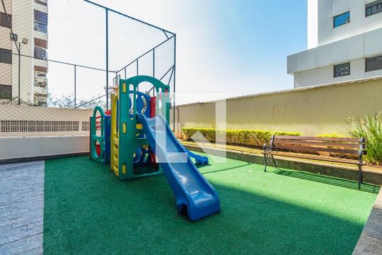 Brinquedoteca de apartamento para alugar com 2 quartos, 60m² em Alphaville Industrial, Barueri