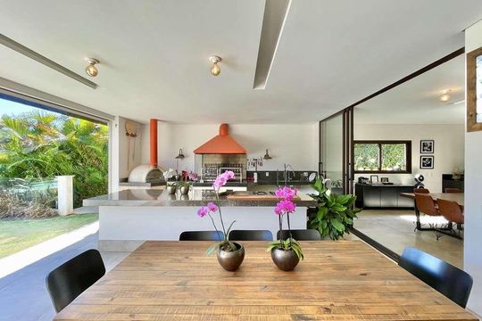 Casa de Condomínio para alugar com 3 quartos, 772m² em Rio Cotia, Cotia