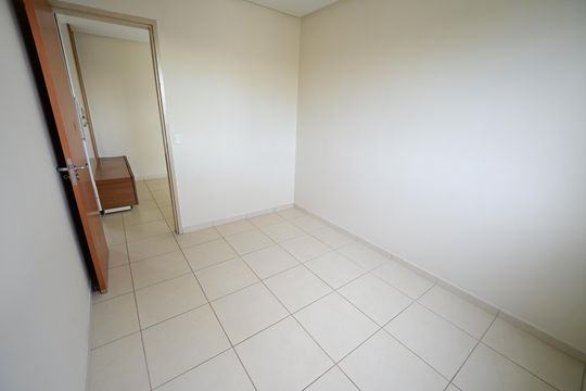 Apartamento à venda com 3 quartos, 65m² em Parque Oeste Industrial, Goiânia