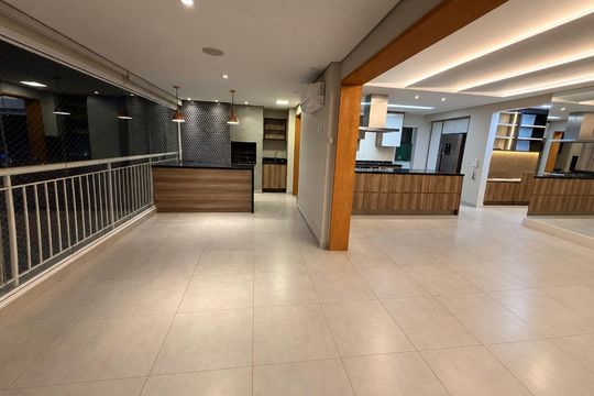 Varanda de apartamento à venda com 3 quartos, 171m² em Jardim Cláudia, São Paulo