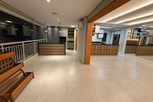 Varanda de apartamento à venda com 3 quartos, 171m² em Jardim Cláudia, São Paulo
