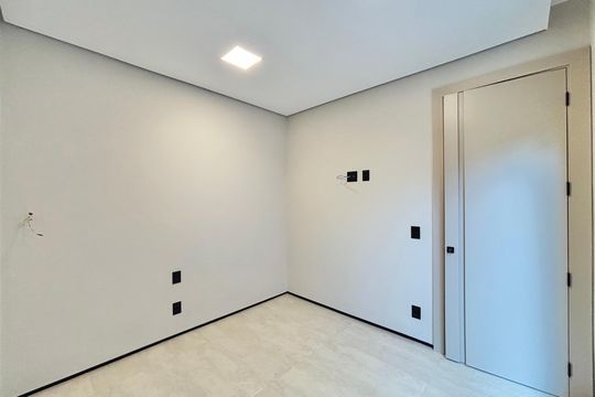 Suíte 1 de casa de condomínio à venda com 5 quartos, 834m² em Alphaville, Santana de Parnaíba