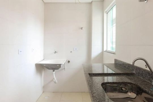 Cozinha de apartamento à venda com 2 quartos, 45m² em Vila Esperança, São Paulo