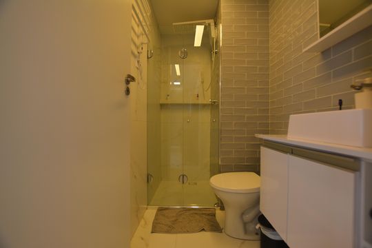 BANHEIRO de apartamento para alugar com 1 quarto, 55m² em Butantã, São Paulo