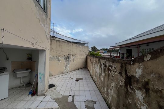 Quintal de casa à venda com 2 quartos, 90m² em Vila Imperio, São Paulo