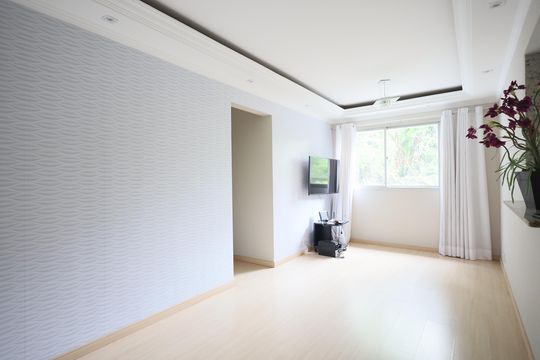 Sala de apartamento à venda com 2 quartos, 58m² em Vila Yara, Osasco