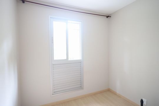 Quarto 2 de apartamento à venda com 2 quartos, 58m² em Vila Yara, Osasco