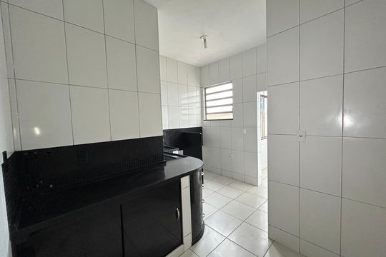 Cozinha de apartamento à venda com 2 quartos, 62m² em Tomás Coelho, Rio de Janeiro