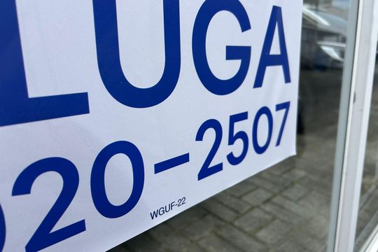 Placa de apartamento para alugar com 3 quartos, 80m² em Campeche Central, Florianópolis
