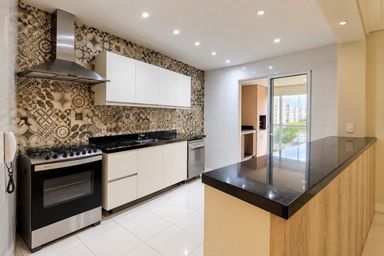 Cozinha de apartamento para alugar com 3 quartos, 156m² em Paraíso, São Paulo