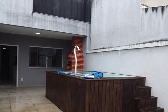 Casa para alugar com 2 quartos, 82m² em Guaratiba, Rio de Janeiro