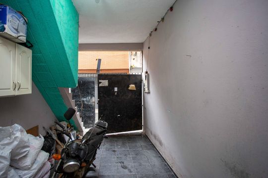 Garagem de casa à venda com 2 quartos, 50m² em Nucleo Habitacional Nova Conquista, Diadema