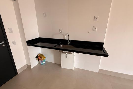 Cozinha de kitnet/studio à venda com 1 quarto, 67m² em Setor Bueno, Goiânia